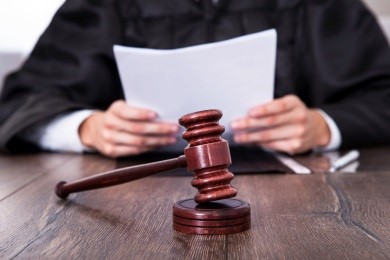 Обжалование в судебном порядке действий нотариуса, в том числе решения об отказе в выдаче свидетельства о праве на наследство